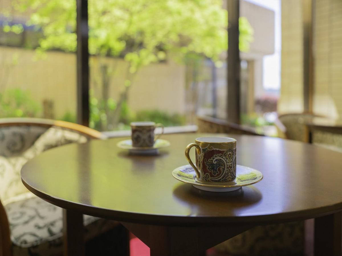 Hotel Chres Kōchi Zewnętrze zdjęcie
