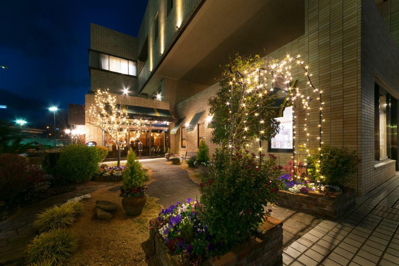 Hotel Chres Kōchi Zewnętrze zdjęcie